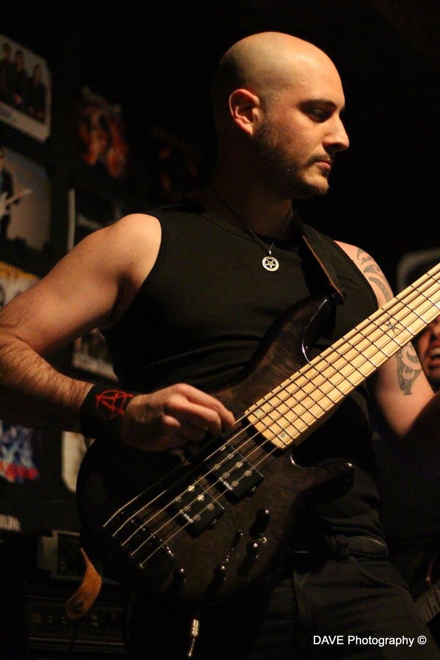 Giuseppe Corvus - Basso Elettrico